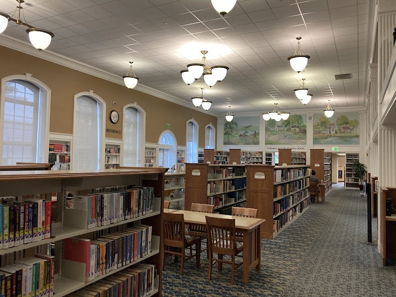 The Smithtown Library - Smithtown Building photo 1