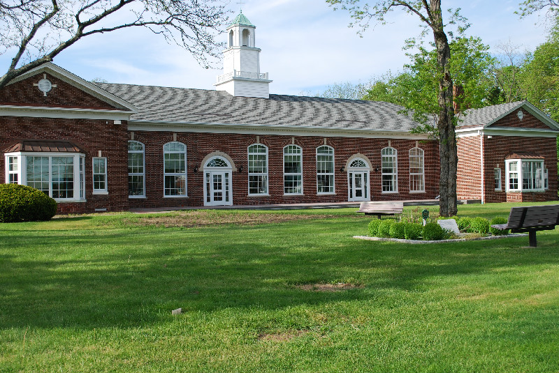 The Smithtown Library - Smithtown Building photo 2