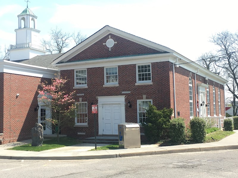 The Smithtown Library - Smithtown Building photo 3