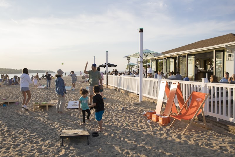 The Sunset Club at Tappen Beach photo 3