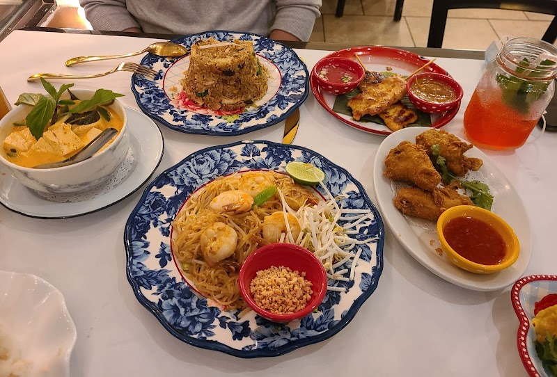 The Theo Thai Bistro photo 2