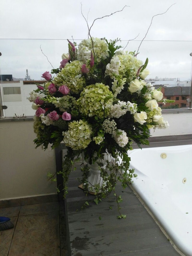 Thomas F. Dalton Funeral Home - New Hyde Park photo 5