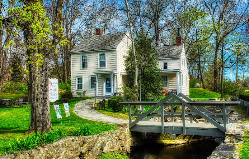 Thomas Paine Cottage Museum. Huguenot & New Rochelle Historical Assn. headquarters photo 4