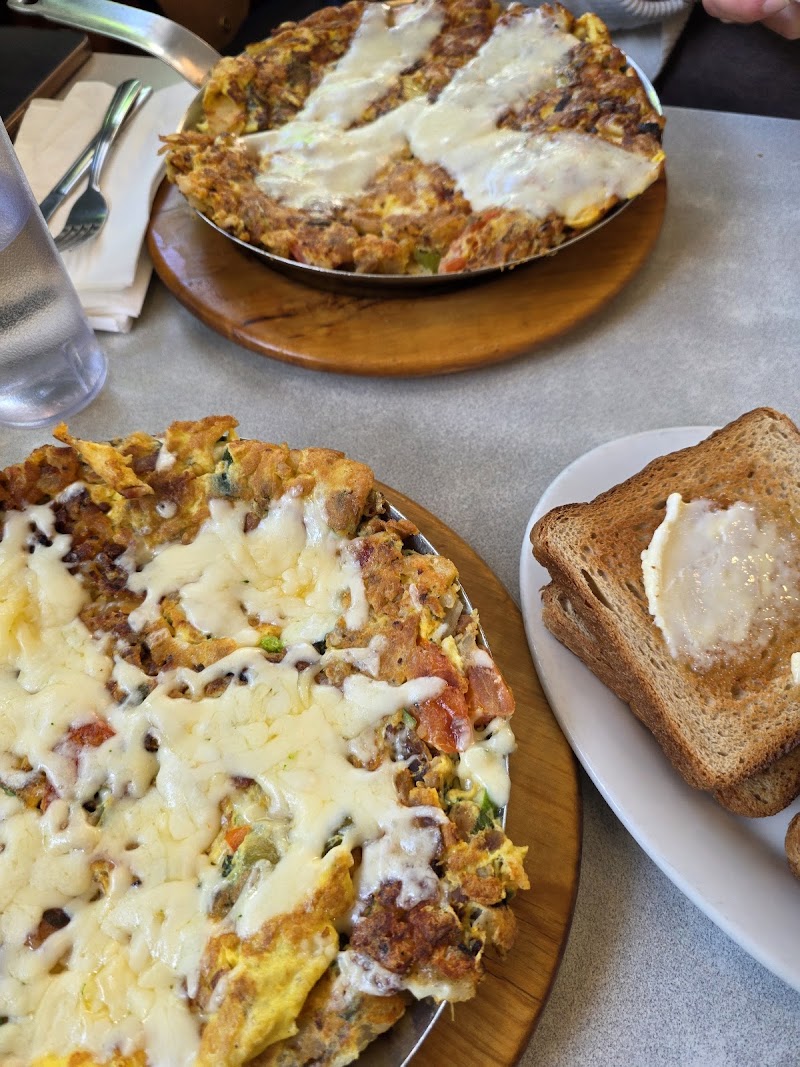 Thomas's Ham & Eggery Diner photo 4
