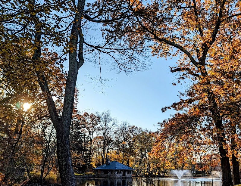 Tilley Pond Park photo 2