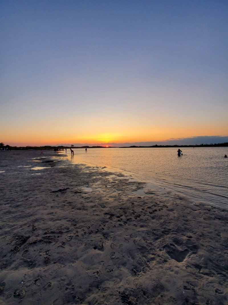 Tobay Beach Spray Park photo 5