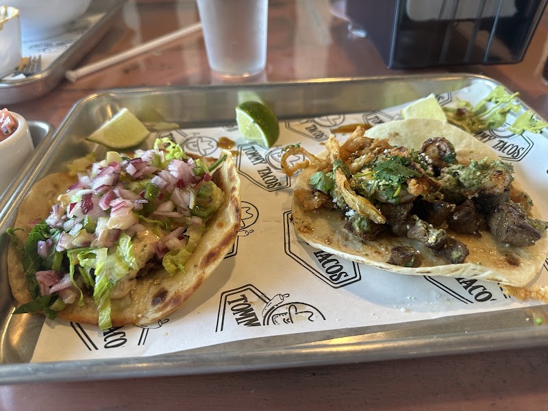 Tommy Tacos y Tequila photo 5