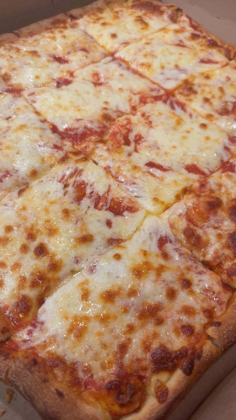 Tony Dβs Pizzeria photo 2