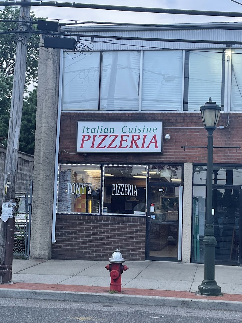 Tony's Pizzeria and Restaurant photo 4