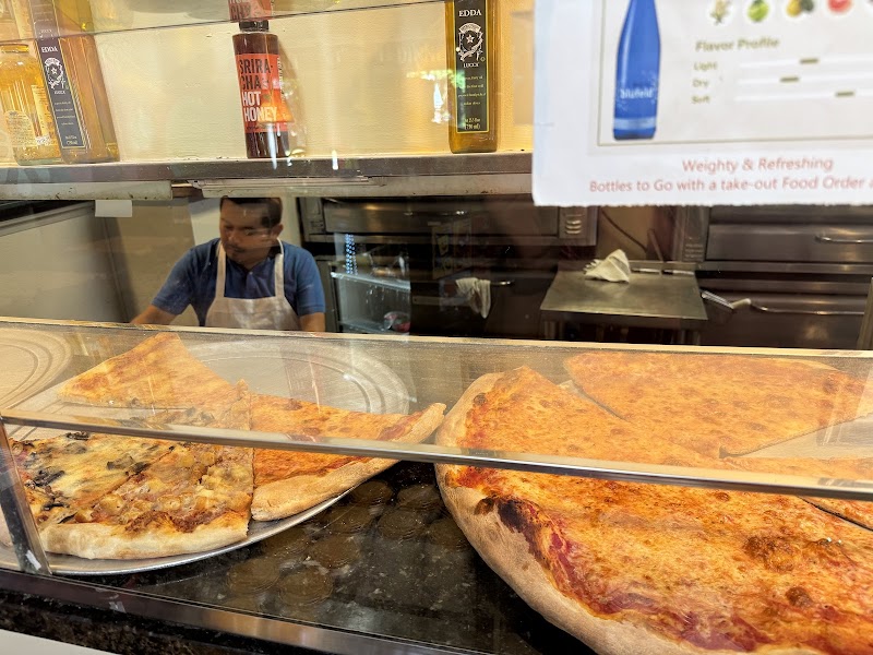 Toozy Patza Pizza photo 3