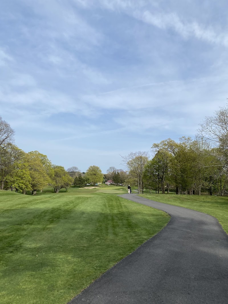 Town of Oyster Bay Golf Course photo 4