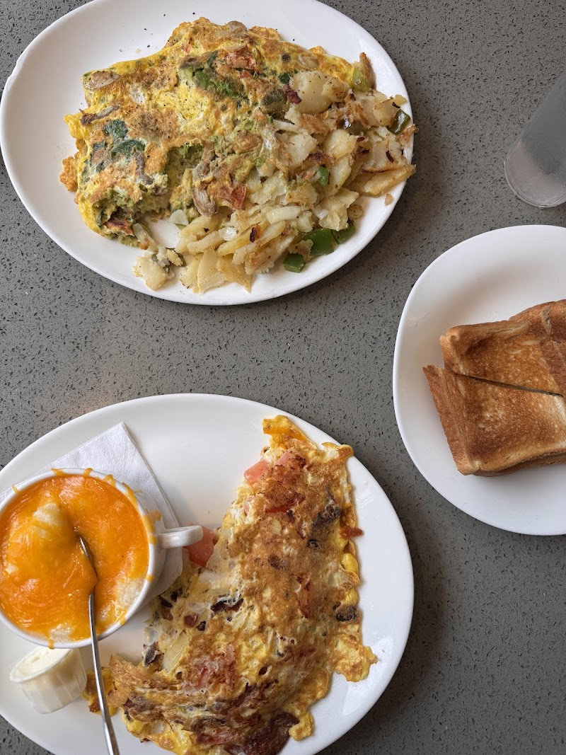 Townhouse Diner photo 4