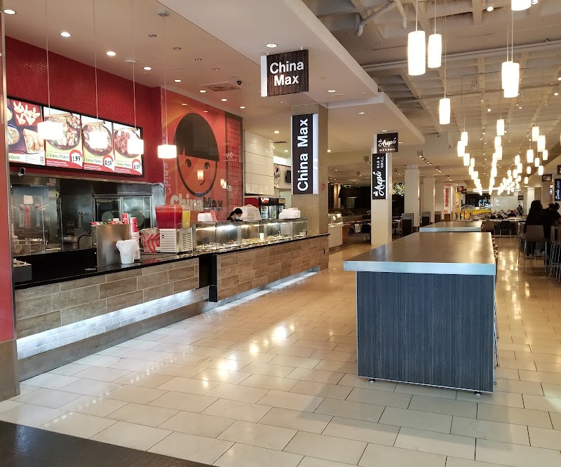 Trumbull Mall photo 3