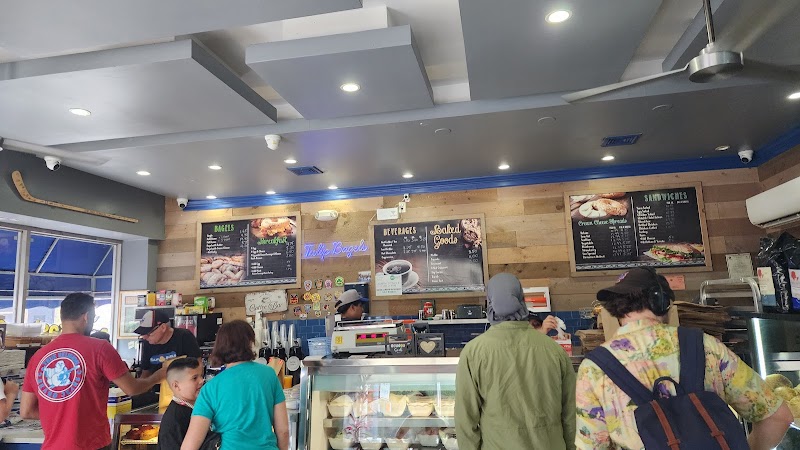 Tulip Bagels photo 3