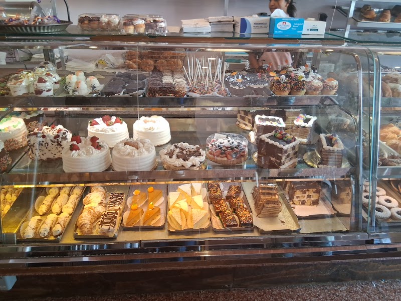 Tulip Bake Shop photo 4