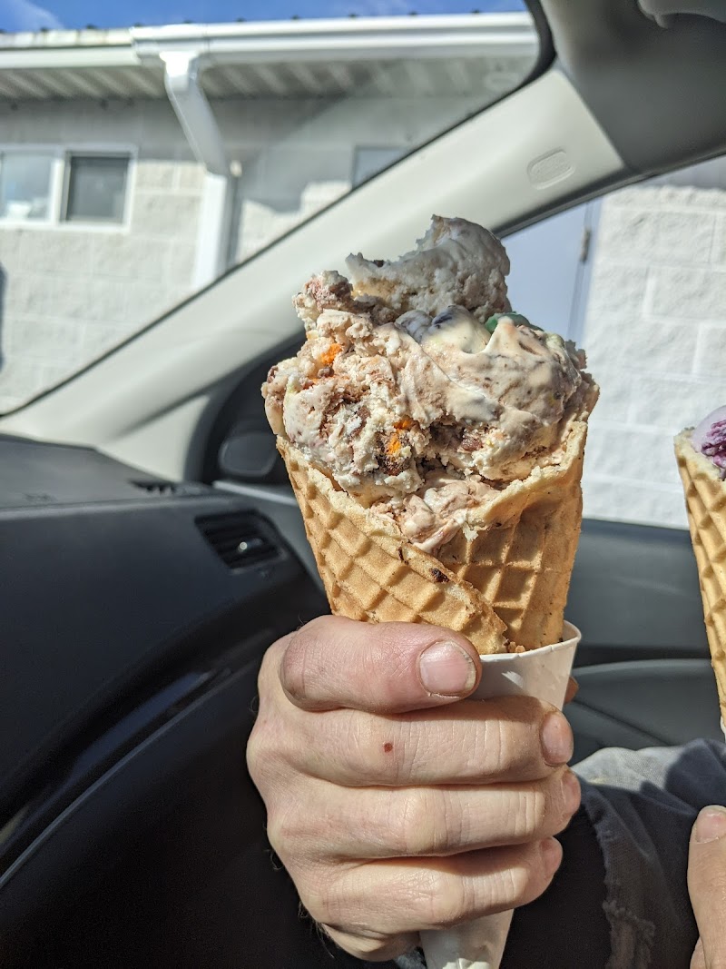 Twist Ice Cream Shoppe photo 2