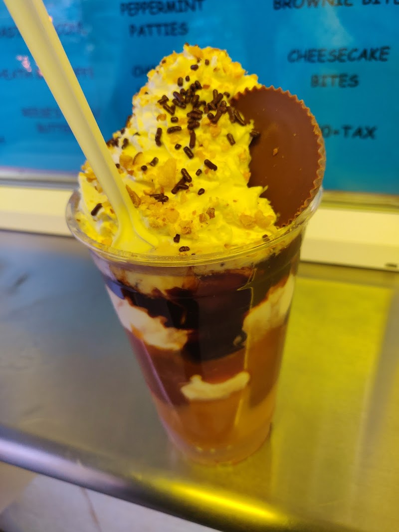 Twist Ice Cream Shoppe photo 4