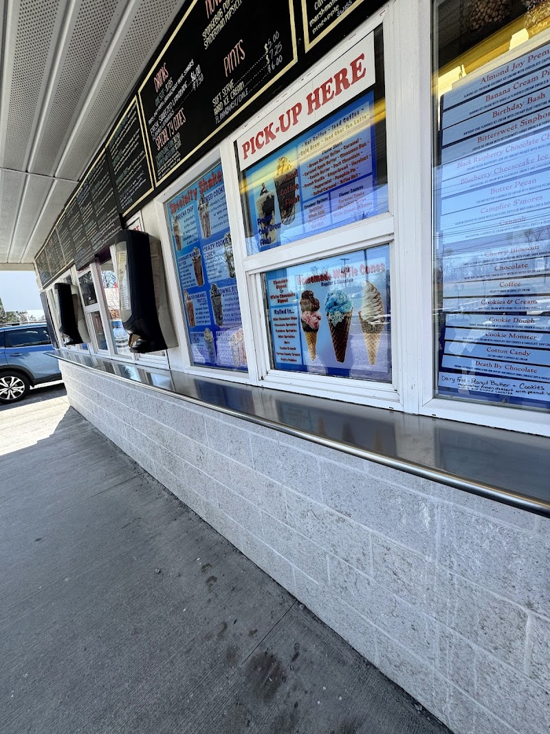 Twist Ice Cream Shoppe photo 5