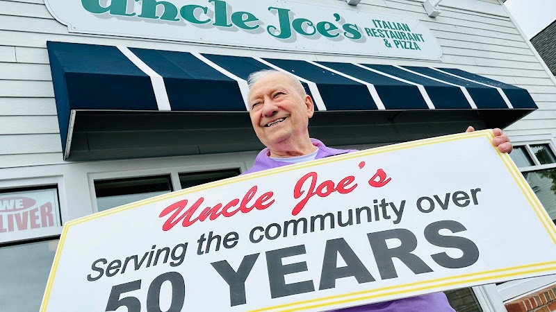Uncle Joeβs Pizza & Parlour - The Hamptons Institution Since 1968 photo 3