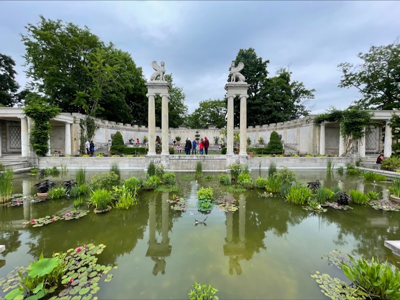 Untermyer Gardens photo 2