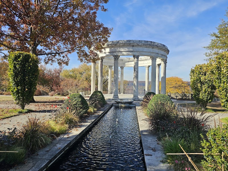 Untermyer Gardens photo 3