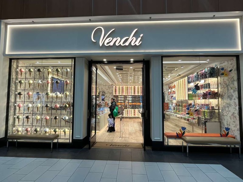 Venchi Chocolate & Gelato Roosevelt Field photo 1