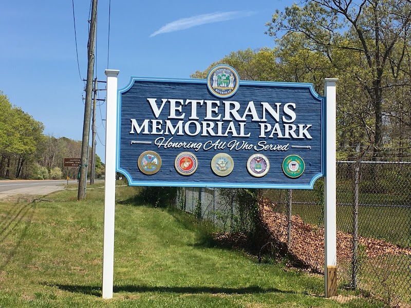 Veterans Memorial Park photo 2