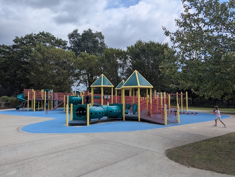 Veterans Park photo 2