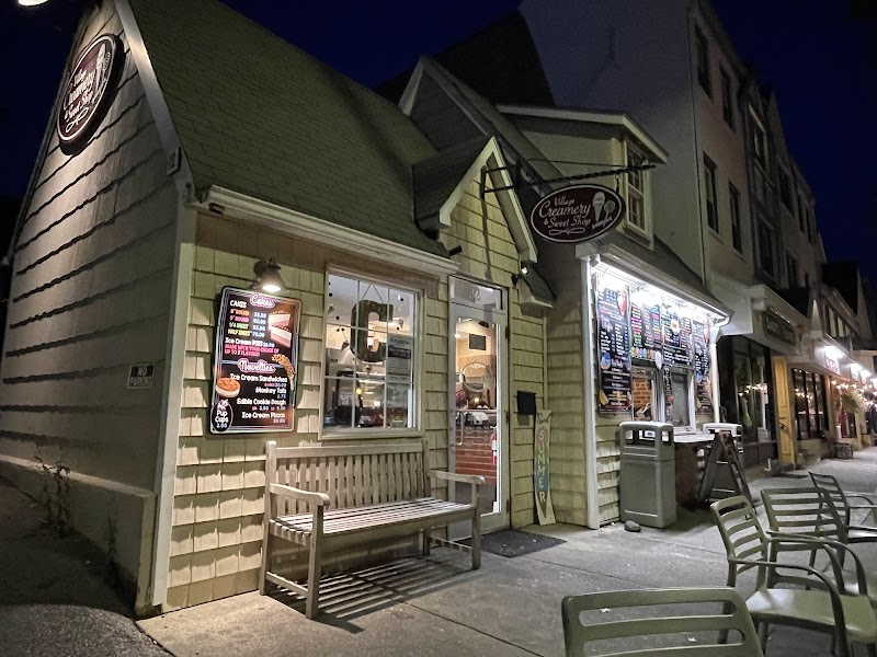 Village Creamery & Sweet Shop photo 4