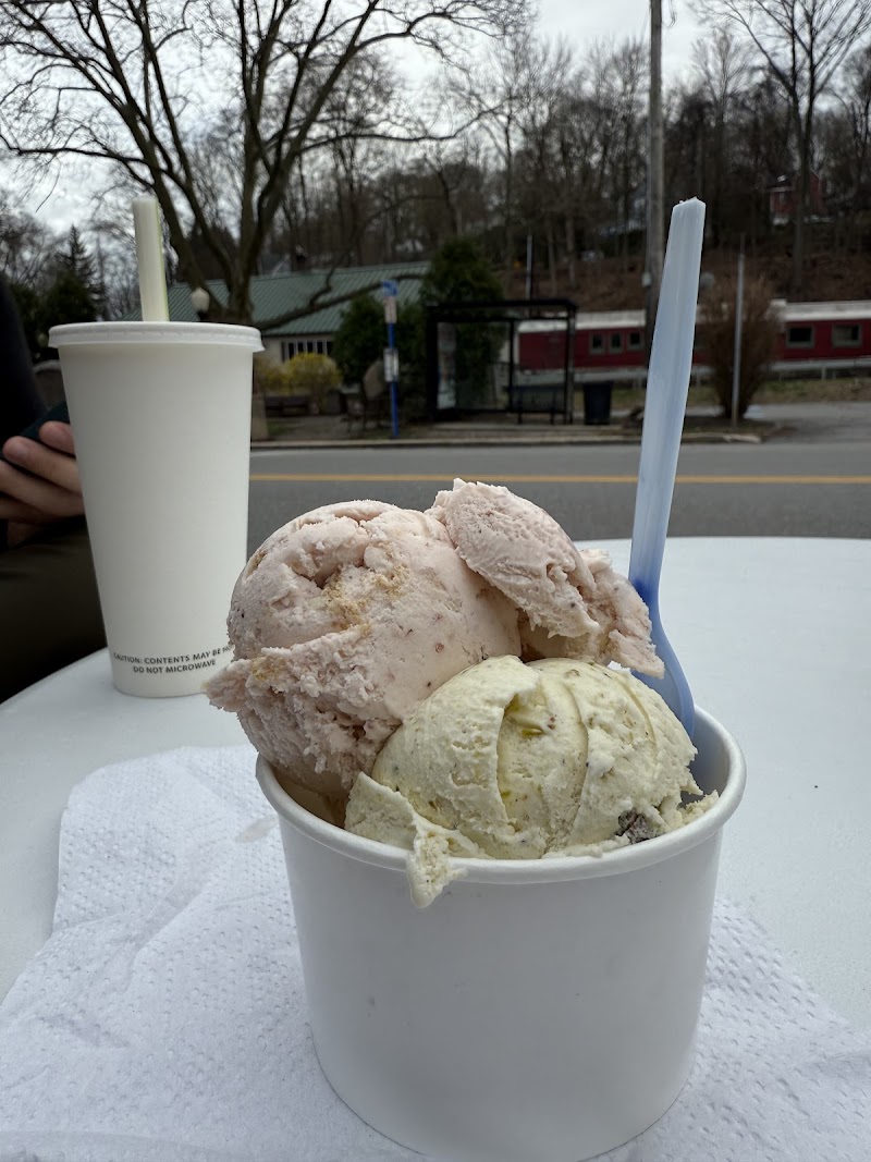 Village Creamery & Sweet Shop photo 5