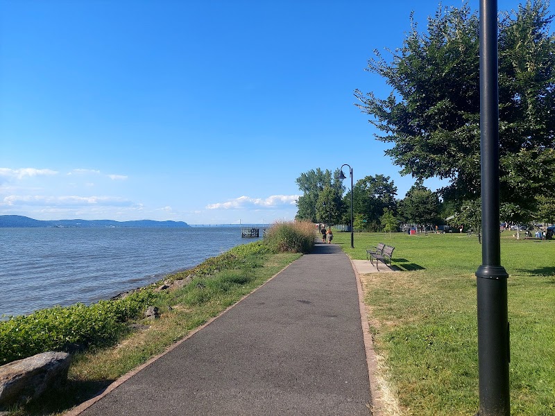 Waterfront Park (Dobbs Ferry) photo 4