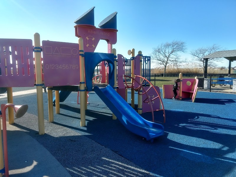 Waterfront Park photo 1