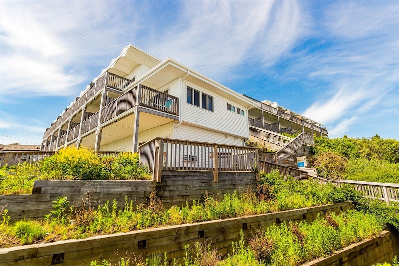 Wavecrest Resort photo 1