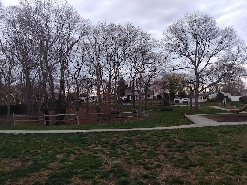 Waverly Ave Park photo 4