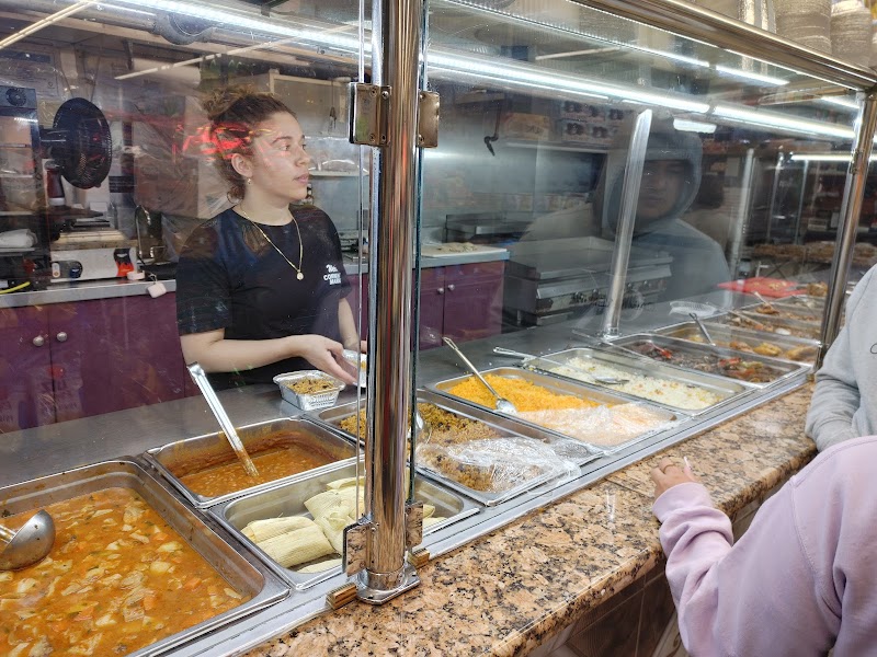Weir's Corner Deli photo 3