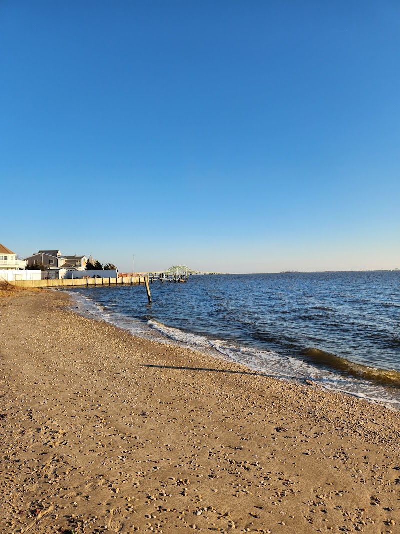West Islip Marina And Beach photo 3