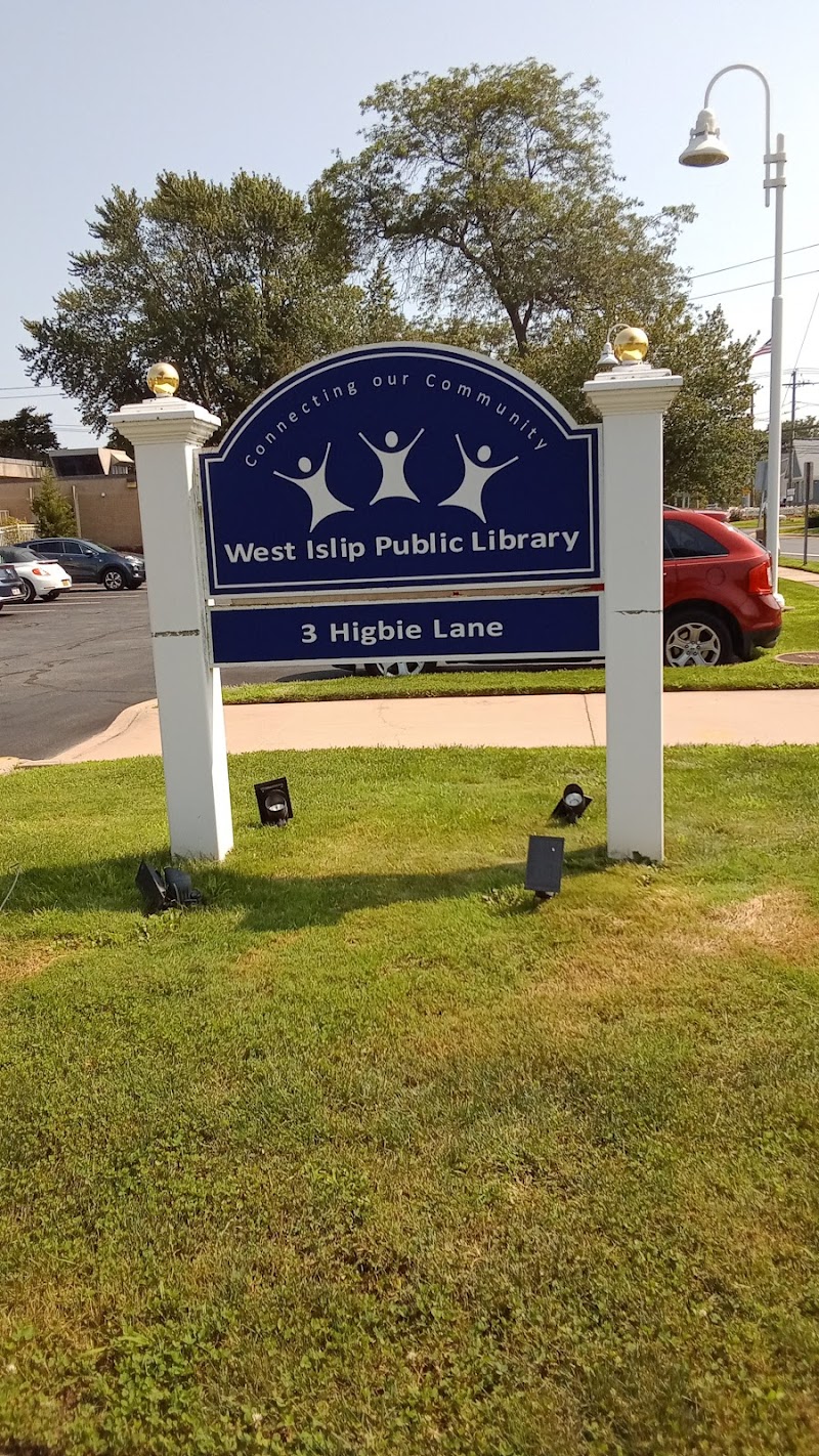 West Islip Public Library photo 2