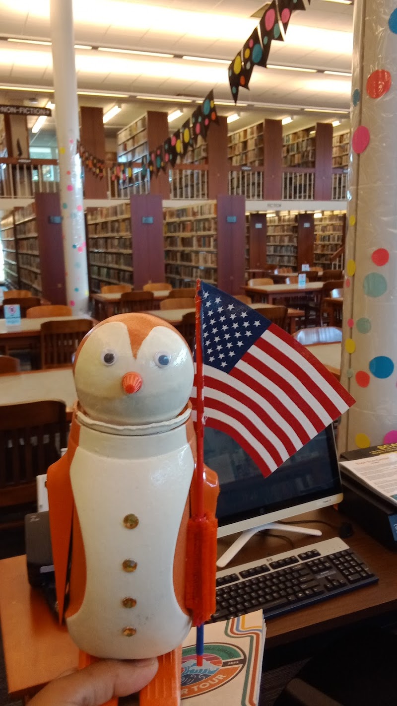 West Islip Public Library photo 3