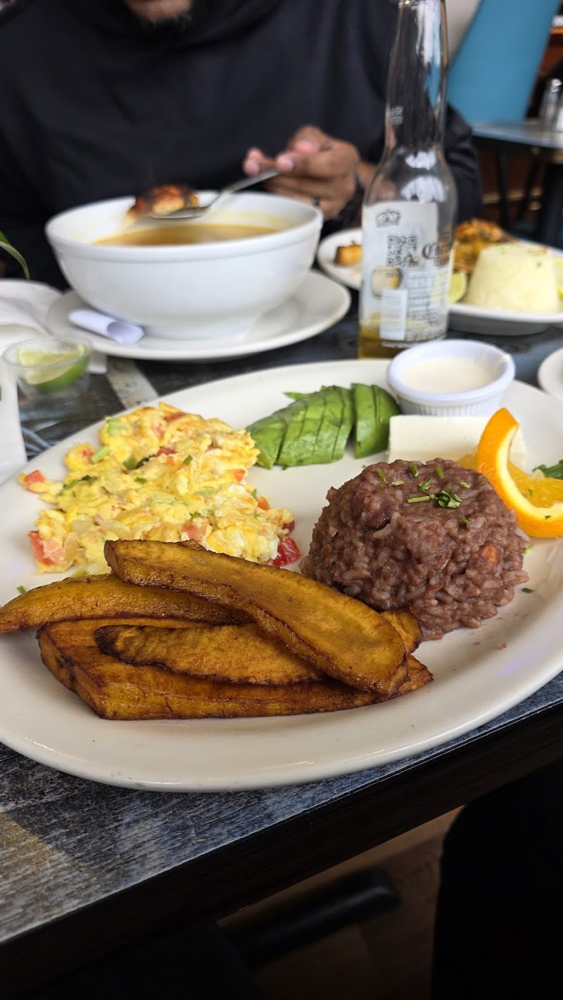 Willy's restaurant bar&grill photo 3