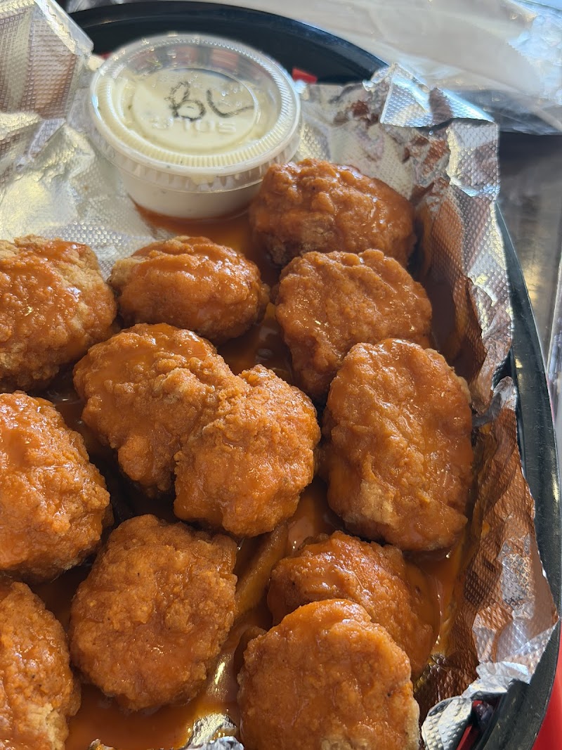 WM Burger Shack and Wings photo 2