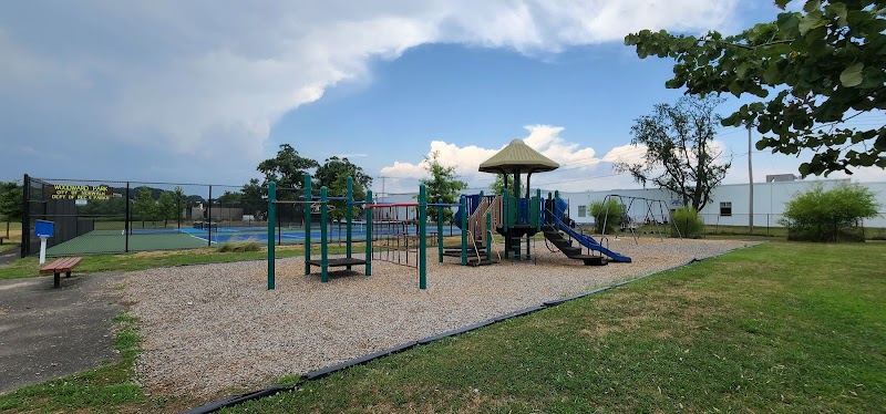 Woodward Avenue Park photo 5