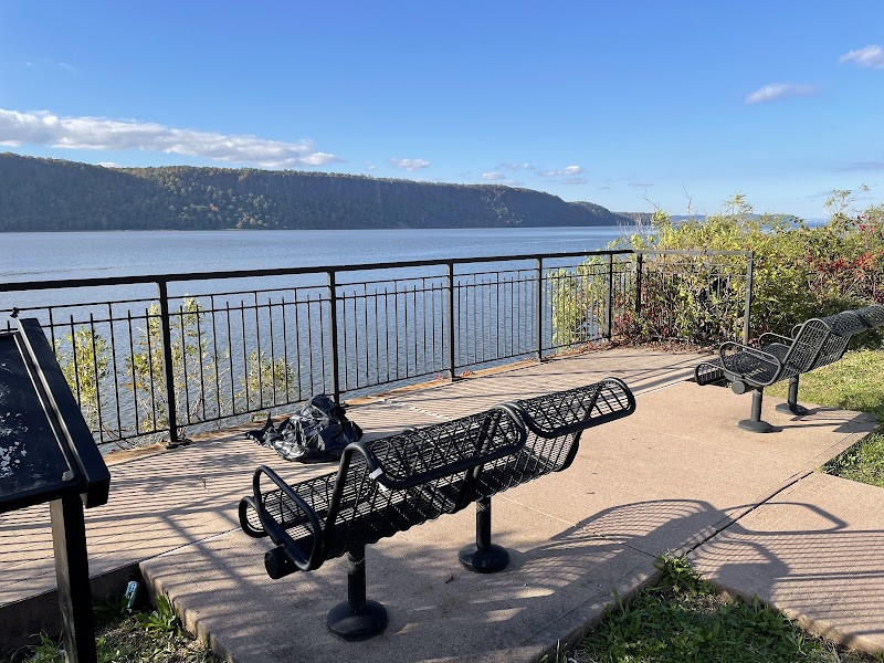 Yonkers Riverfront Promenade photo 3