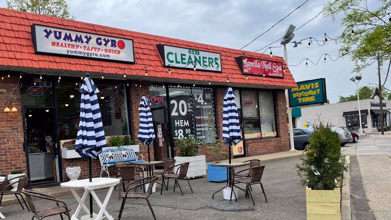 Yummy Gyro - Williston Park photo 1