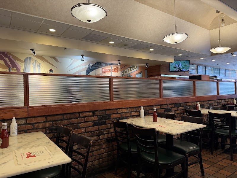Zan's Deli photo 1