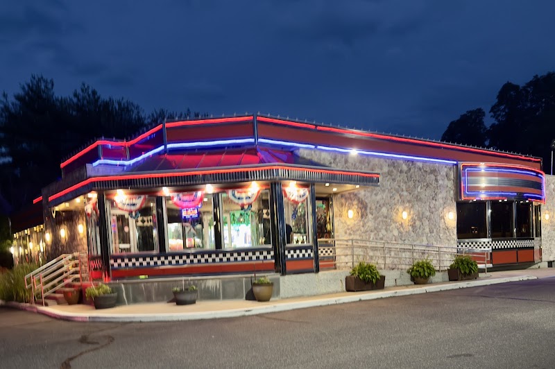 Zona Out East Diner photo 3